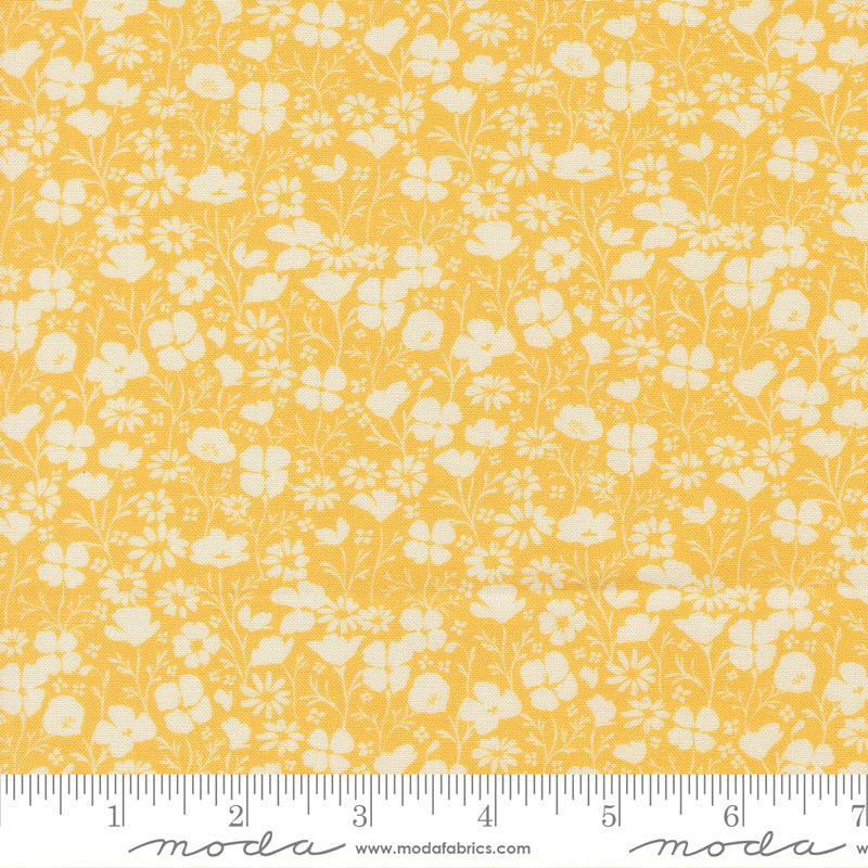 Cannon Beach Sunshine Poppy Field Yardage by Crystal Manning for Moda Fabrics