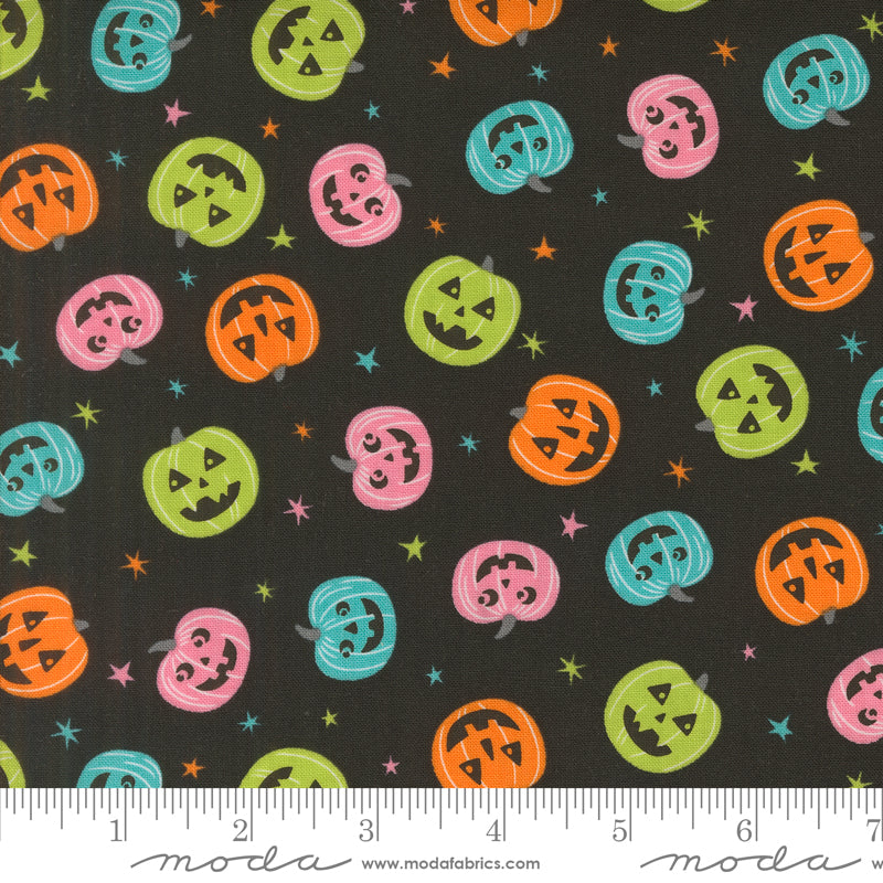 Fab Boo Lous Night Pumpkin Party Yardage by Me & My Sister for Moda Fabrics