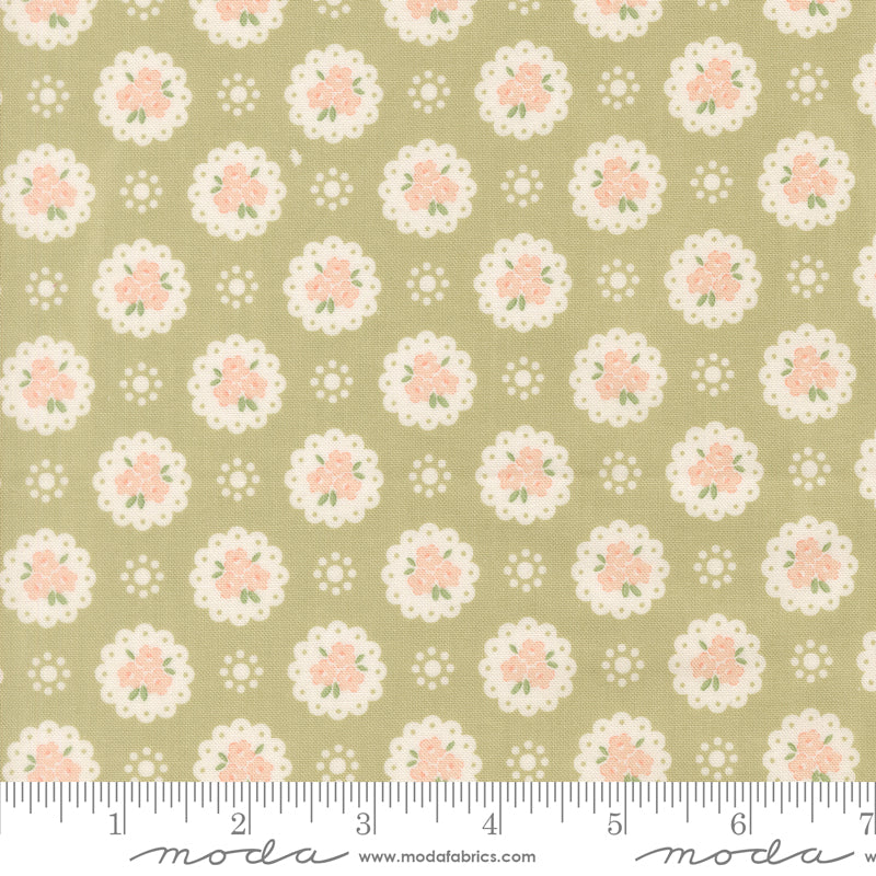 Handmade Sweetness Quilting Cuddle Pear Doily Yardage by Heather Briggs for Moda Fabrics
