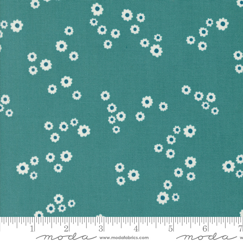 Field of Flowers Turquoise Chamomile Yardage by Katharine Watson for Moda Fabrics