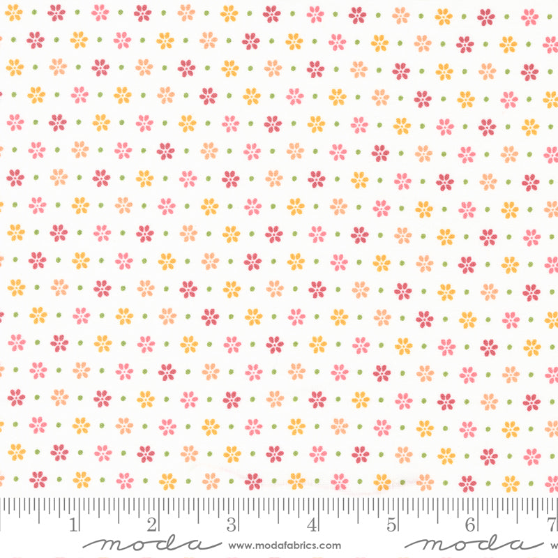 Bountiful Blooms Off White Daisy Ditsy Yardage by Sherri & Chelsi for Moda Fabrics