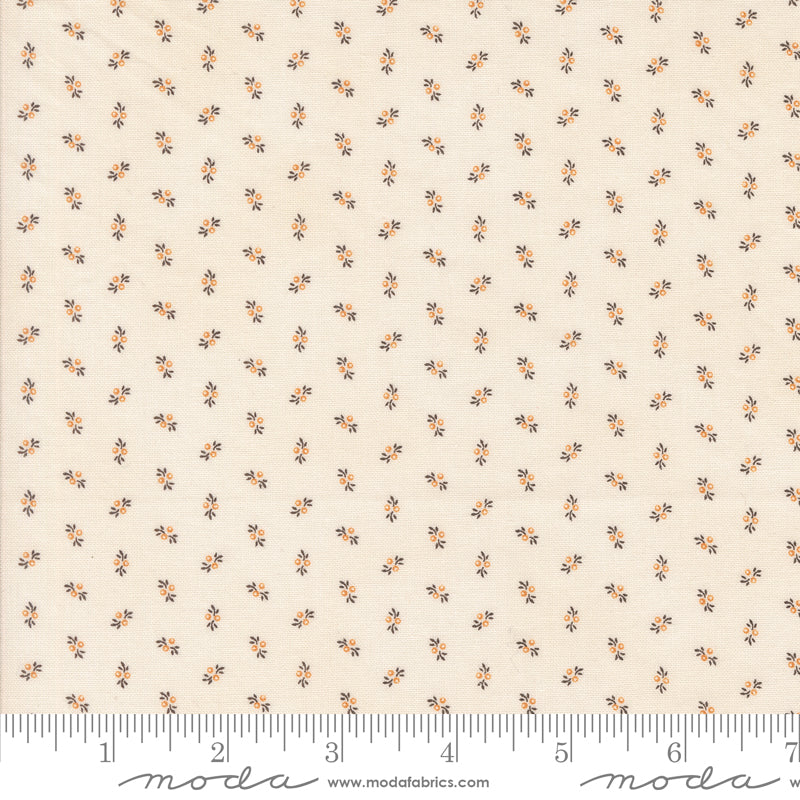 Pumpkin Spice Gatherings Cream Pumpkin Berry Sprig Yardage by Primitive Gatherings for Moda Fabrics