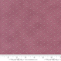 Pumpkin Spice Gatherings Mulberry Berry Sprig Yardage by Primitive Gatherings for Moda Fabrics