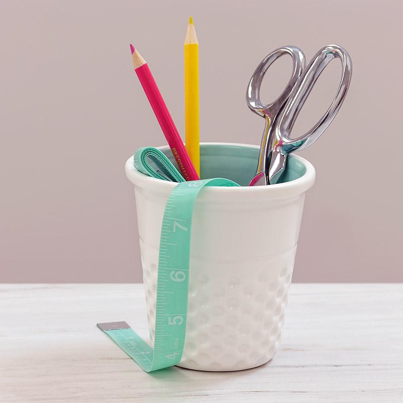 Thimble Container White/Aqua from Moda