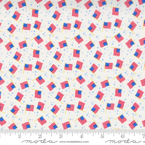 BOLT END 36" Holiday Essentials Americana White USA Flag Yardage by Stacy Iest Hsu for Moda Fabrics