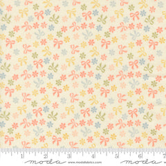 Handmade Sweetness Porcelain Bows & Daisies Yardage by Heather Briggs for Moda Fabrics